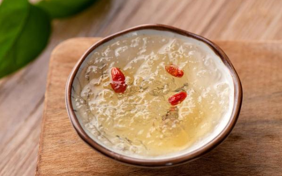 燕窩應(yīng)該怎么吃？吃燕窩有哪些小建議？